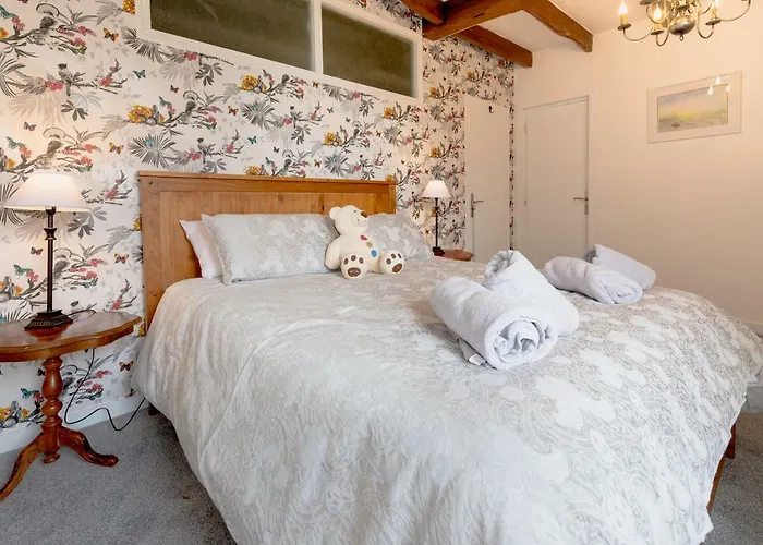 Du Noyer Bed & Breakfast 3*