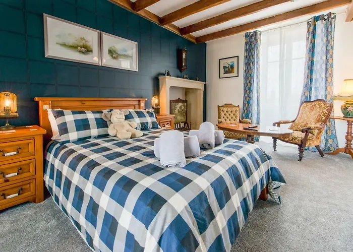 Du Noyer Bed & Breakfast